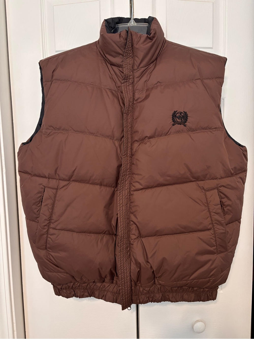 CINCH men’s Med REVERSIBLE Brown Or Black With Embroidered Logo Puffer Down Vest